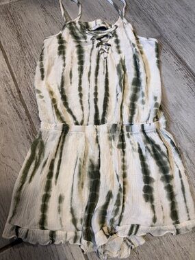 Vintage Havana Tie-Dye Green & White Lace-Up Romper 8/10